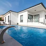 Villa Casa L Pula