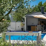 Casa L Pula