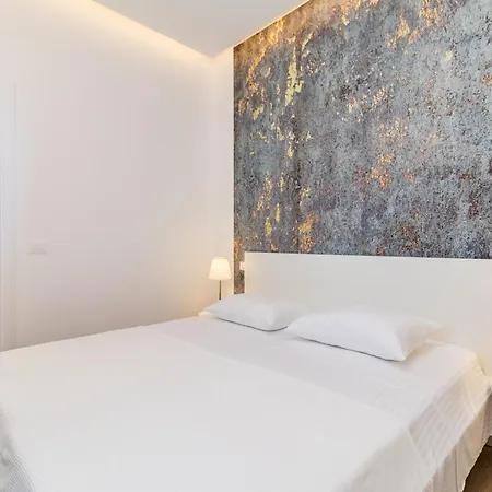 Casa L Vila *