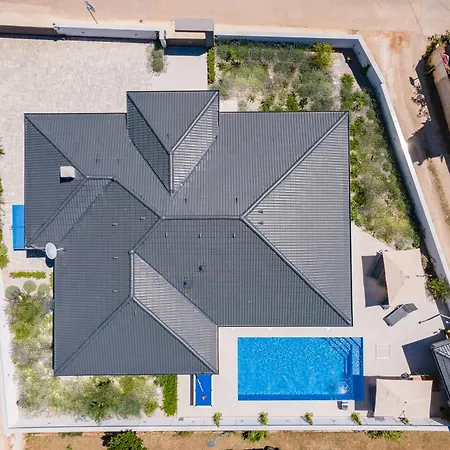Vila Casa L *